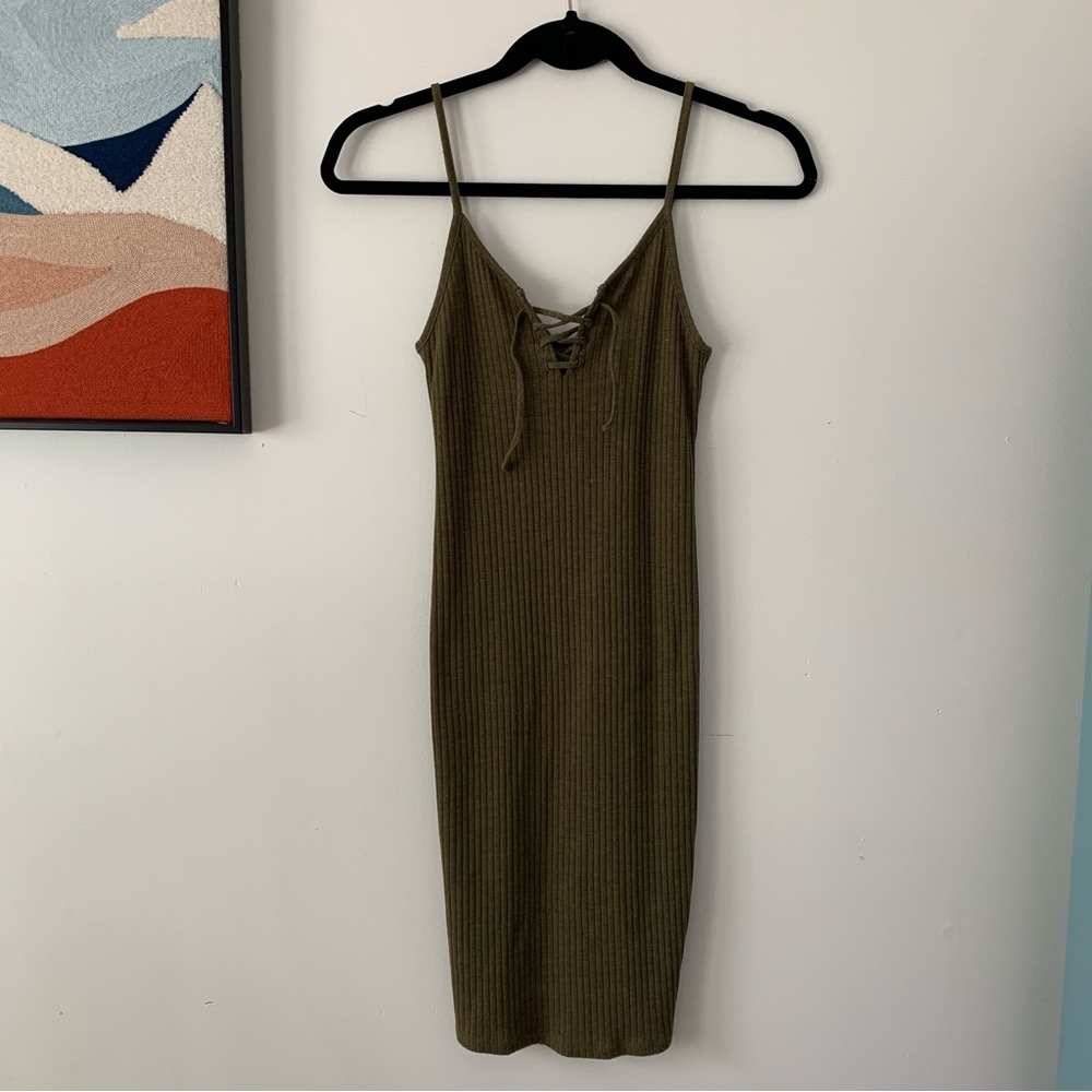 TOPSHOP knit olive green mini dress 💚